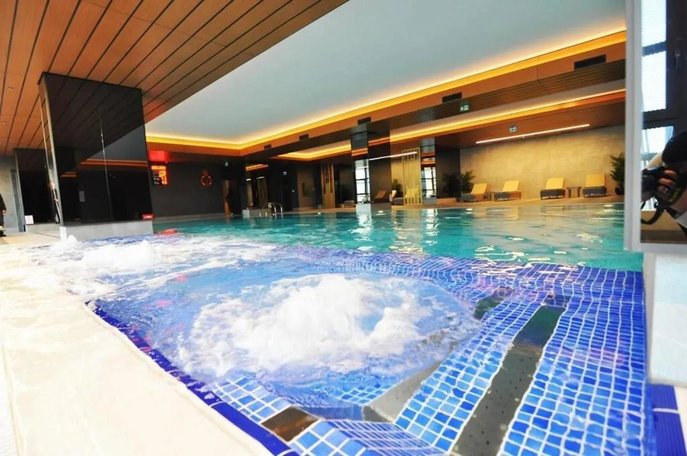 Apartamento Gorgeous Modern 1Bd Terracepoolviews! #183 Estambul