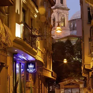 The Trinity Taksim - Special Category Istanboel